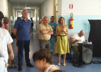 Il service del Lions Club “Il sorriso per un bambino” nel reparto di Pediatria dell’Ospedale di Crotone