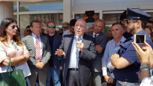 Oggi, Oliverio all'Aeroporto di Crotone- sarà riaperto e rilanciato3