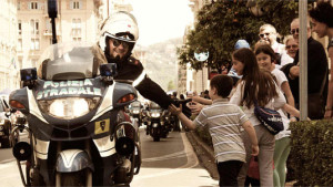 Visita scolaresca nella Sezione Polizia Stradale di Crotone