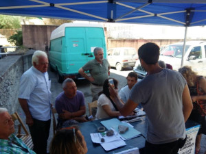Al terzo giorno il sit-in informativo con raccolta firme contro l’ampliamento della Discarica di Scala Coeli2