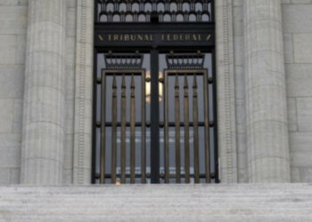 Anche gli studenti italiani rischiano l’espulsione dalla Svizzera