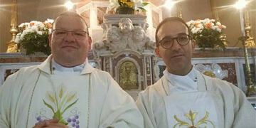 Don Pino e Don Matteo, nuovi Parroci delle Parrocchie S. Maria De Plateis e S. Menna Martire di Cirò