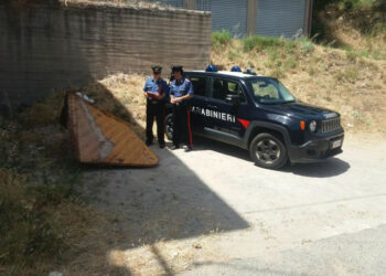 Furto di attrezzatura agricola a Castelsilano, due denunce per riciclaggio