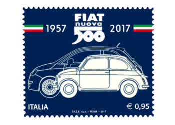 Il 60° anniversario della produzione della fiat nuova 500 Celebrato da un francobollo
