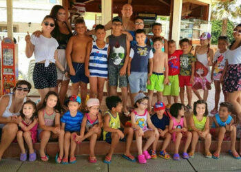 Il Baby Kinder Park non chiude, apre le braccia per dire “ed ora tutti al mare”