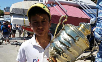 Il Club Velico Crotone trionfa con Cortese al meeting giovanile di Cervia