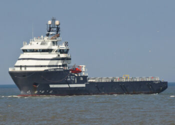 Sbarco di 1200 migranti nel porto di Crotone nella giornata di domani 14 luglio