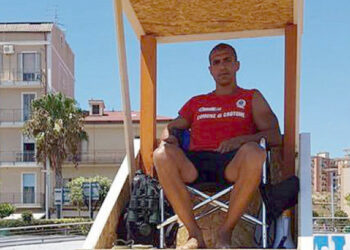 Operative le postazioni a Crotone di Spiagge Sicure & Mare per Tutti