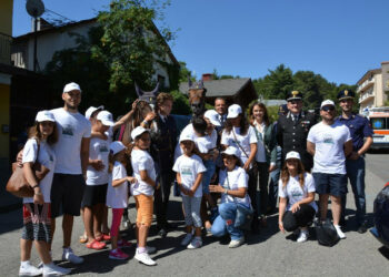 Polizia di Stato “Esserci sempre” Calcia l’Autismo a Camigliatello
