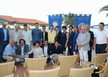 Salvatore Mingrone è il nuovo Presidente dell’Interact  Club Cirò Marina “Apollo Aleo”