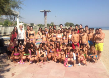 Una squadra di 60 bimbi per la colonia estiva a Mandatoriccio