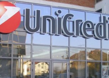 UniCredit vittima degli hacker: violati i dati di 400mila clienti