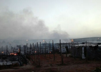 Braccianti: ennesimo incendio nella tendopoli a San Ferdinando