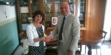 Crotone, il benvenuto in città alla nuova prefetta, Cosima Di Stani