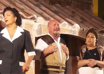 Grande successo lo spettacolo “Gente di rispetto” nel borgo antico di Cirò