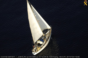 Sbarcati 25 migranti a “Marinella” di Isola Capo Rizzuto erano a bordo di un veliero, arrestati due ucraini (1)