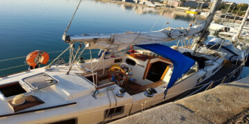 Sbarcati 25 migranti a “Marinella” di Isola Capo Rizzuto erano a bordo di un veliero, arrestati due ucraini