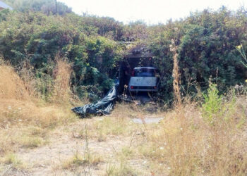 Scoperto nascondiglio segreto di veicoli rubati dalla Polizia di Stato