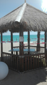 Sequestrate strutture abusive sulla spiaggia di Strongoli Marina (1)