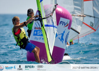 Vela, Primo giorno di regate per la coppa primavela a crotone