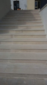 nuova gradinata nel cimitero