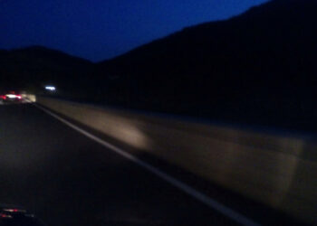 Corigliano Calabro, la strada del Ponte Margherita fino alla curva a gomito è al buio