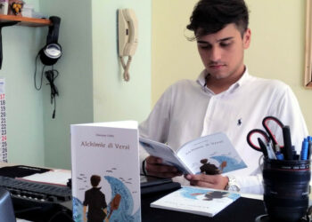 Il primo libro del giovane poeta Giuseppe Cuda di Mandatoriccio