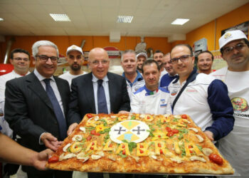 Oliverio ai pizzaioli: Siate ambasciatori di una Calabria laboriosa e onesta