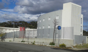 Crotone, in via G. da Fiore la Caserma del Comando Provinciale dei Carabinieri o cos’altro?1