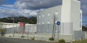 Crotone, in via G. da Fiore la Caserma del Comando Provinciale dei Carabinieri o cos’altro?