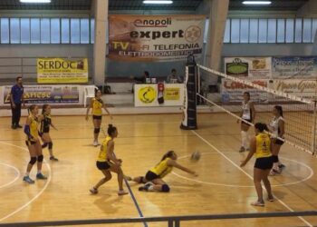 Pallavolo: Lapietra Rossano vs Volley Roccella 3-2