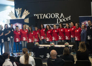 Presentata la stagione 2017-18 della Pallavolo Crotone nella sala “I Giardini di Pitagora” a Parco Pignera