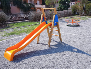 Ripristinate le giostre incendiate alla villetta di Spirito Santo a Reggio Calabria (2)