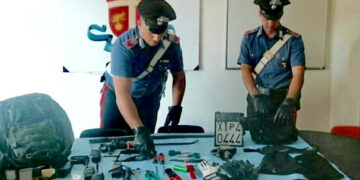 Sgominata banda di sei ladri mentre si appostavano per perpetrare il furto ad una banca