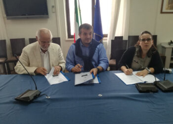 Si è tenuto oggi il Consiglio territoriale dell’immigrazione presieduto dal Prefetto di Crotone, Cosima Di Stani