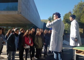 100 alunni dell’Istituto “Rossano II” in visita al Museo e ai Giardini di Pitagora di Crotone