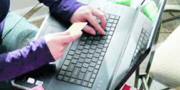 Affitto truffa: mette su internet un annuncio di una casa vacanza a Cirò Marina, denunciata ragazza