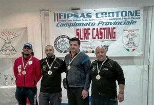 Campionato Provinciale Pesca Sportiva di Surf Casting sulle spiagge di Punta Alice a Cirò Marina (2)