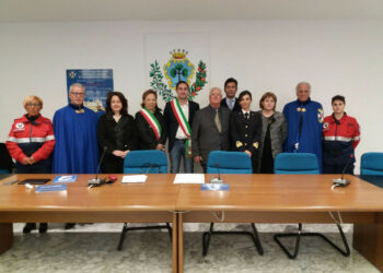 L’ANIOC Crotone consegna l’attestato di primo delegato comunale di Soverato alla signora Montirosso