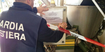 Controlli della Guardia Costiera a tutela dell’ambiente in un Frantoio