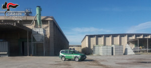 Crotone_Deposito rifiuti non autorizzato