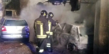 In fiamme le Autovetture di due Parroci a Corazzo di Scandale