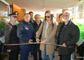 Inaugurata la nuova Scuola Elementare Edificio Ferrari di Cirò Marina