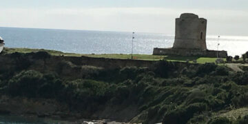 La Torre Vecchia di Capo Rizzuto sprofonda nella burocrazia