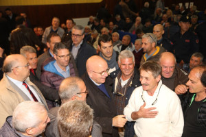 Oliverio ha incontrato a Cosenza i lavoratori forestali1