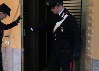 Tenta di rubare in un’abitazione, ma viene arrestato dai Carabinieri