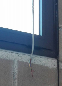 Atti vandalici al Palazzetto dello Sport di Strongoli (1)