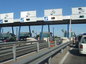 Autostrade più care, arrivano nuovi aumenti nel 2018
