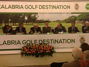 Il Consiglio Regionale approva la legge sulla diffusione del gioco del Golf in Calabria