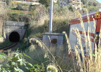 Incidente ferroviario nel cosentino, deraglia treno tra Cosenza e Paola